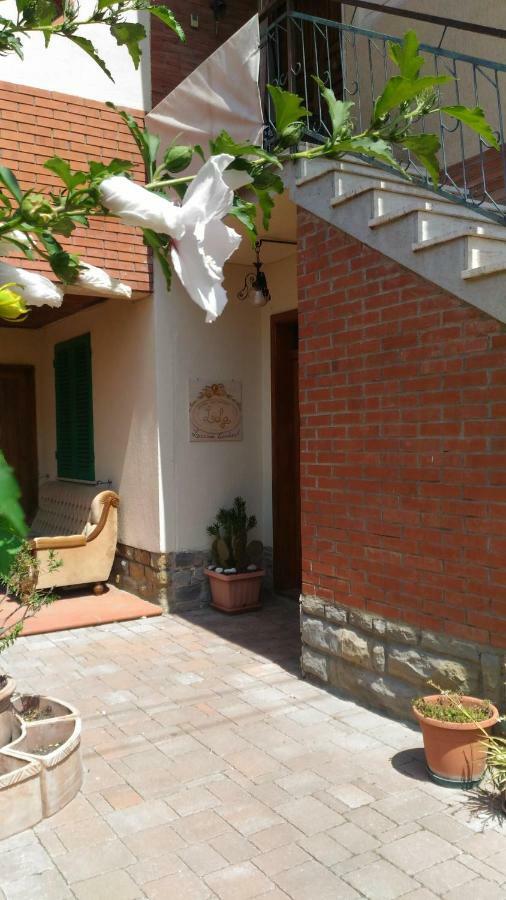 Locazione Turistica Casa Vacanza Lola Castiglion Fiorentino Bagian luar foto