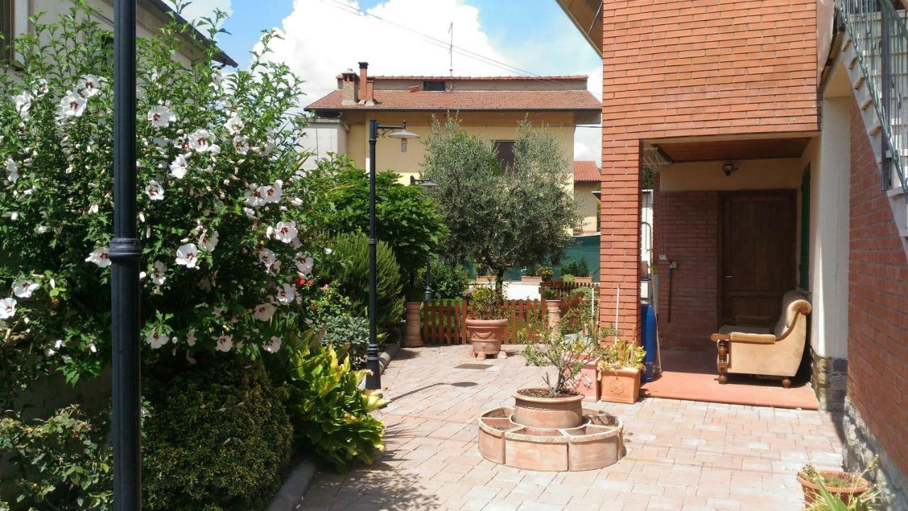 Locazione Turistica Casa Vacanza Lola Castiglion Fiorentino Bagian luar foto